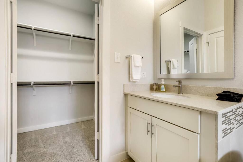 Gorgeous 4 Bed Home On St Mary'S - Minutes To Riverwalk/Pearl San Antonio Exteriér fotografie