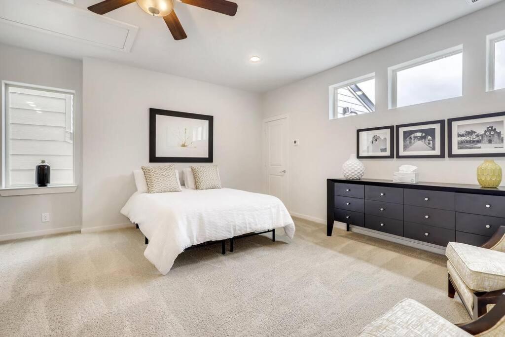 Gorgeous 4 Bed Home On St Mary'S - Minutes To Riverwalk/Pearl San Antonio Exteriér fotografie