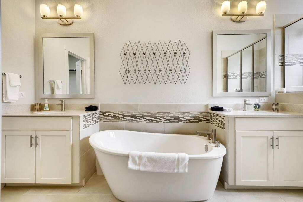 Gorgeous 4 Bed Home On St Mary'S - Minutes To Riverwalk/Pearl San Antonio Exteriér fotografie