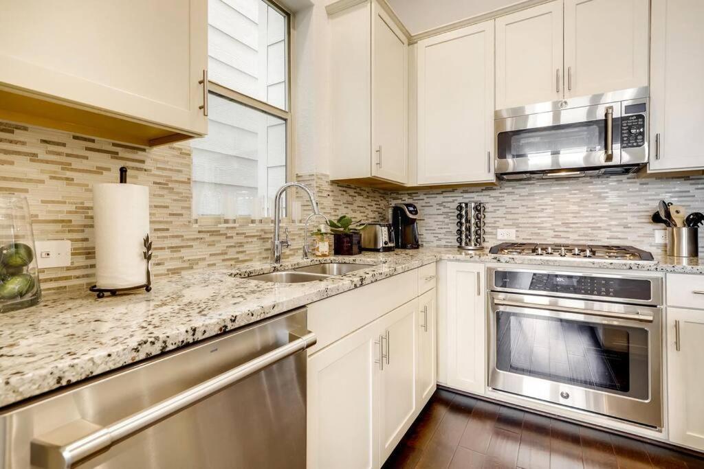 Gorgeous 4 Bed Home On St Mary'S - Minutes To Riverwalk/Pearl San Antonio Exteriér fotografie